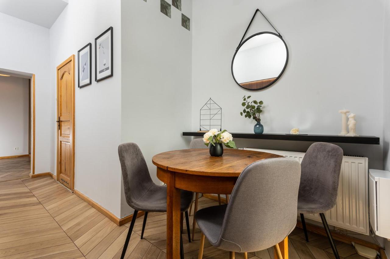 Classy Old Town Apartment - By Upstairs Krakkó Kültér fotó